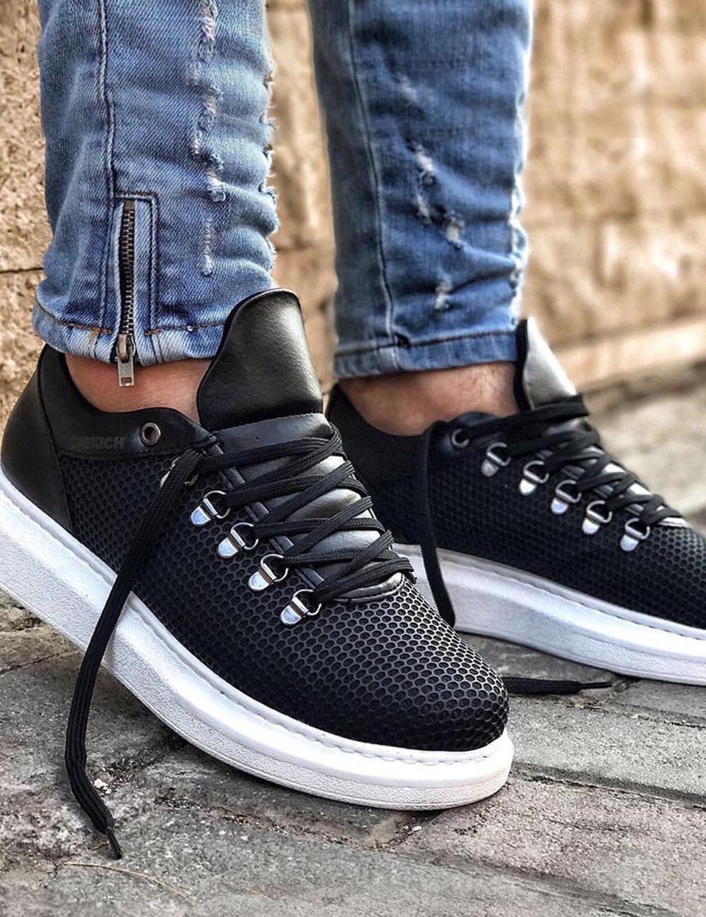 Ανδρικά ασπρόμαυρα Sneakers δερματίνη ανάγλυφο σχέδιο CH021 φωτογραφία